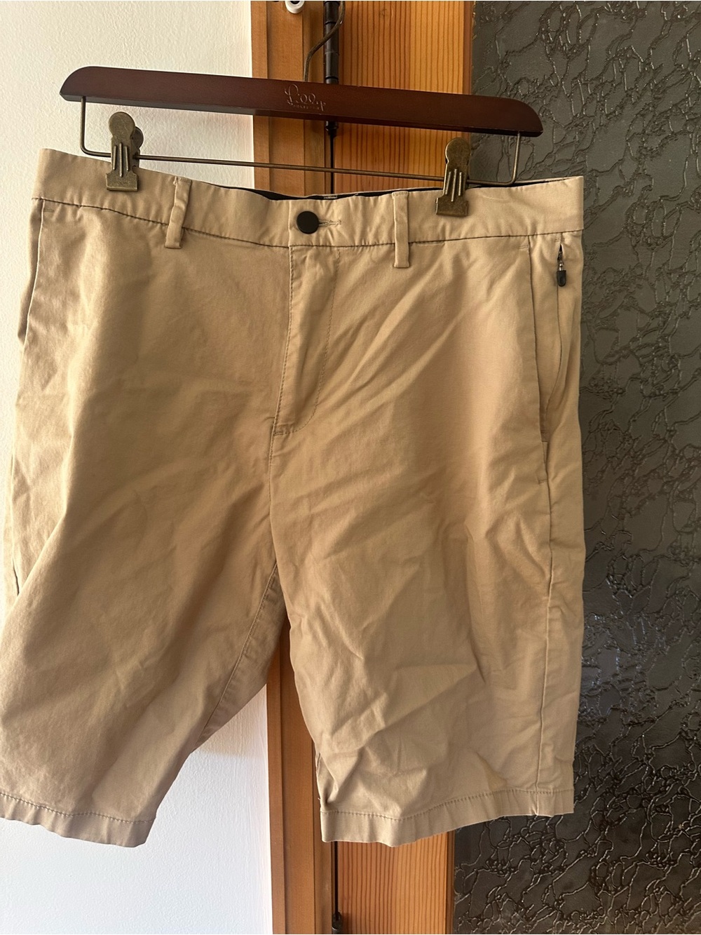 Old Navy Men's Beige Shorts